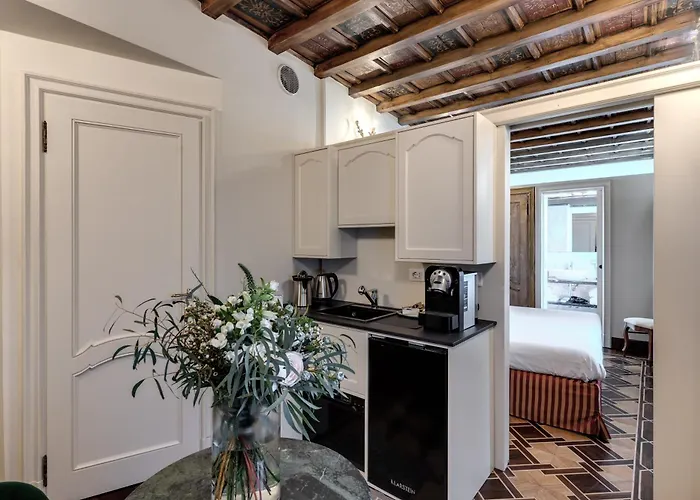 Hotel Santa Marta Suites